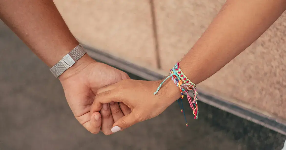 abstinence A young couple holding hands